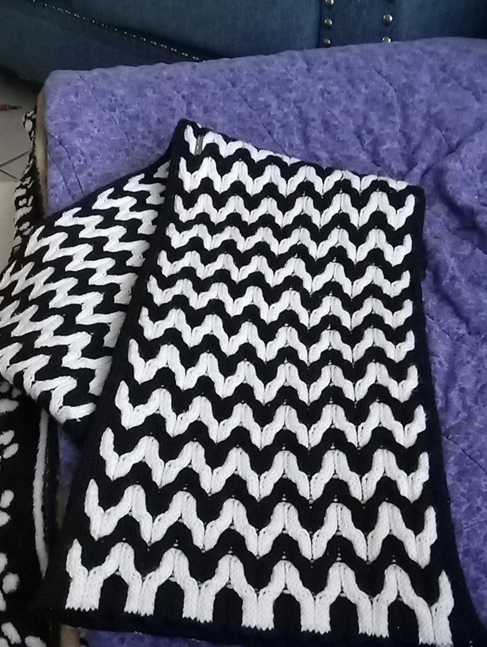 Calvin Klein Black and White Knit Chevron Infinity Scraf